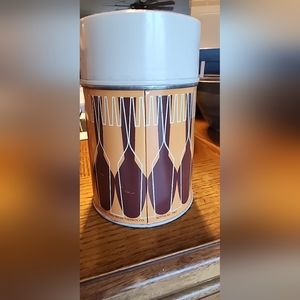 Vintage 1971 Thermos